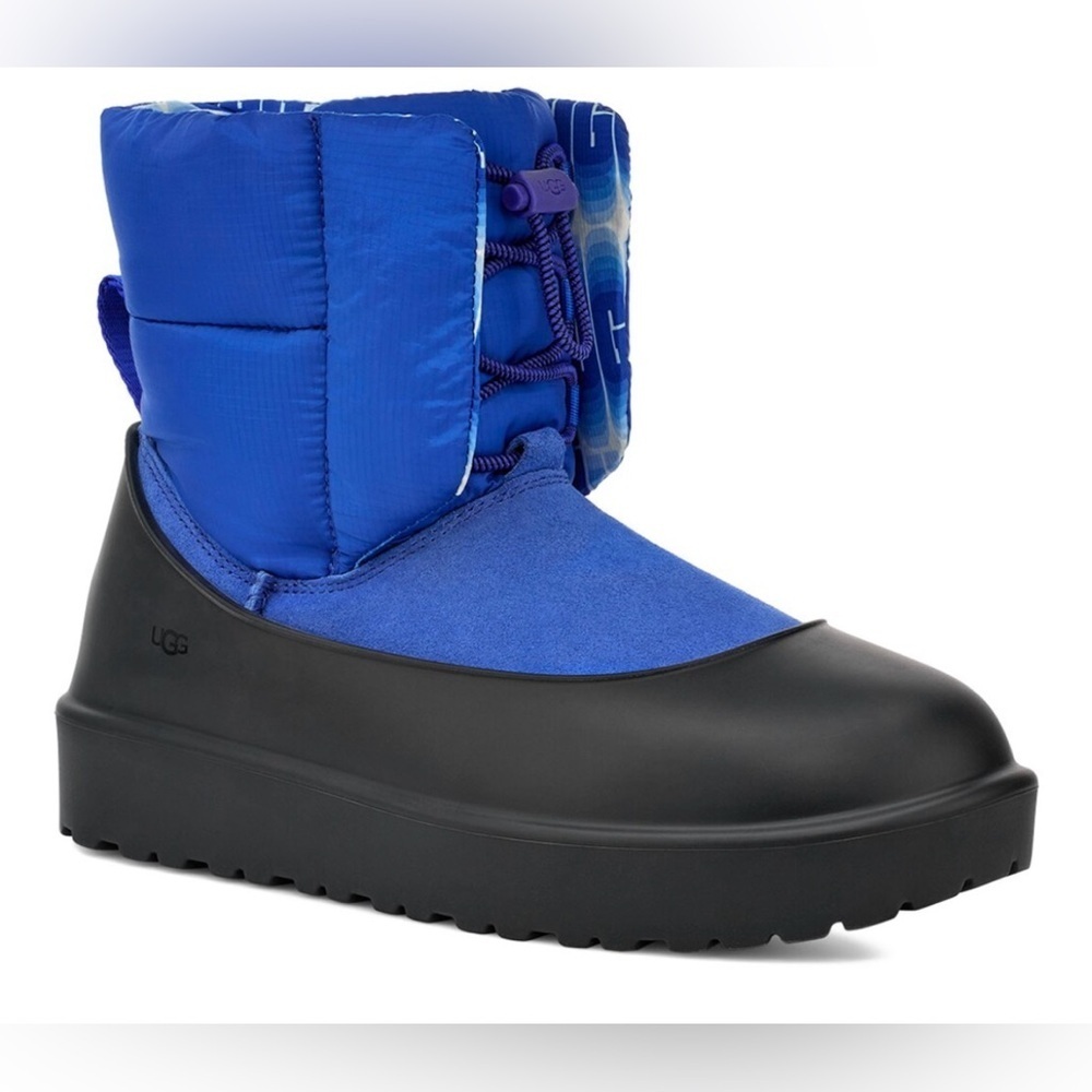 UGG Women's Classic Maxi Toggle Fashion Boot SZ 6 Blue